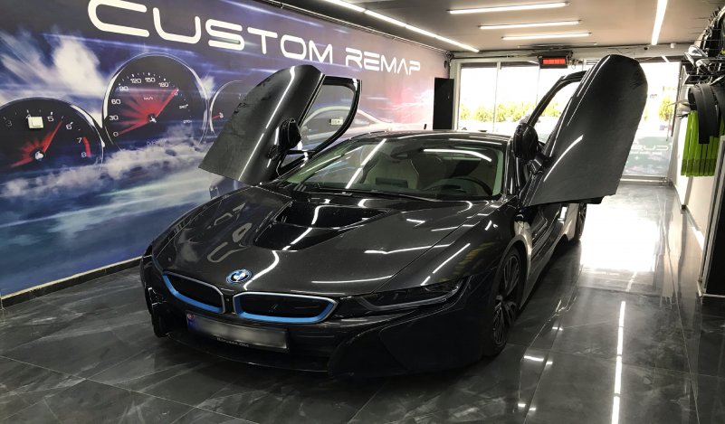 BMW i8 Gizli Özellik Açma